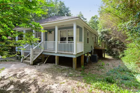 9726 Limu Pl, Diamondhead, MS 39525 photo 2