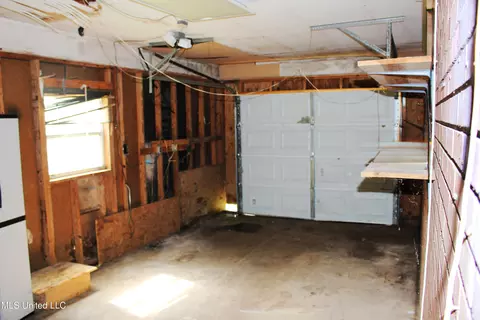 Other - 205 Shalimar Dr, Long Beach, MS 39560 photo 2 of 4