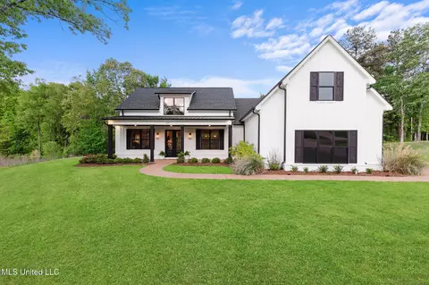284 Fairview Trl, Byhalia, MS 38611