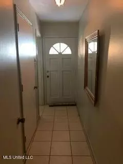 Entry Way - 1030 Adkins Blvd, Jackson, MS 39211 photo 1 of 1