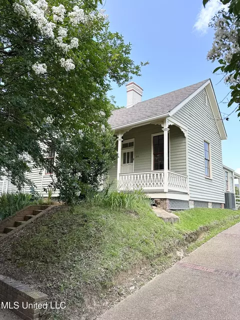 310 N Rankin St, Natchez, MS 39120
