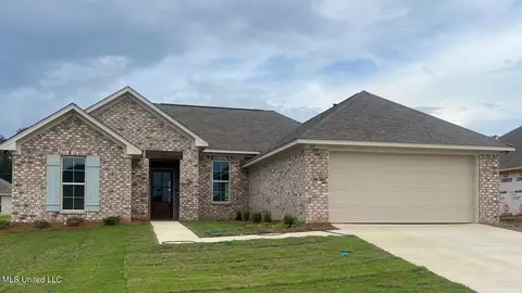 134 Madisonville Dr, Canton, MS 39046