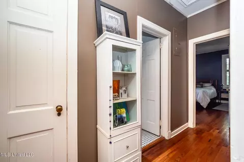Entry Way - 120 Pinehaven Dr, Jackson, MS 39202 photo 1 of 1