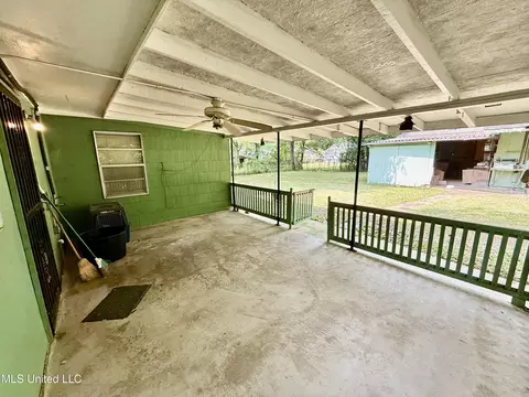 Exterior - 3925 Garland Ave, Jackson, MS 39212 photo 1 of 5