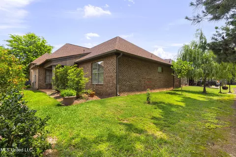 Exterior - 109 Hampton Chase, Madison, MS 39110 photo 3 of 5