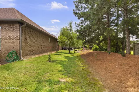 Exterior - 109 Hampton Chase, Madison, MS 39110 photo 4 of 5