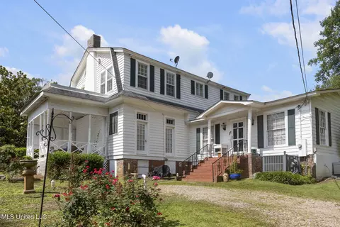Exterior - 1616 Poplar Blvd, Jackson, MS 39202 photo 12 of 14