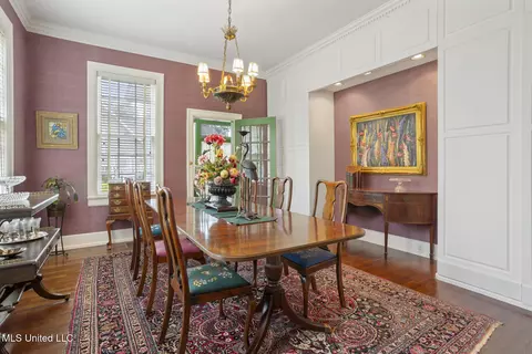 Dining - 1616 Poplar Blvd, Jackson, MS 39202 photo 1 of 4