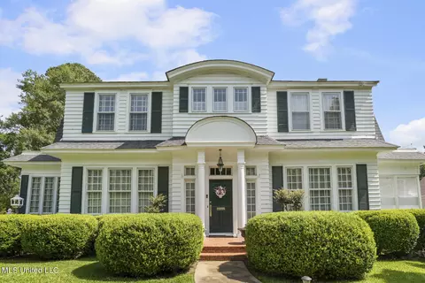 Exterior - 1616 Poplar Blvd, Jackson, MS 39202 photo 2 of 14