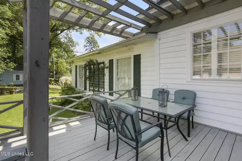 Exterior - 1616 Poplar Blvd, Jackson, MS 39202 photo 7 of 14