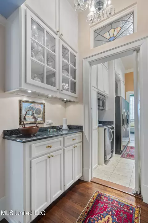 Other - 1616 Poplar Blvd, Jackson, MS 39202 photo 2 of 8