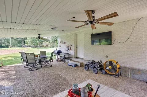 Exterior - 12661 Springridge Rd, Terry, MS 39170 photo 6 of 9