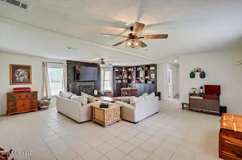 Living - 12661 Springridge Rd, Terry, MS 39170 photo 5 of 5