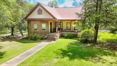 2548 Furrs Mill Dr, Wesson, MS 39191
