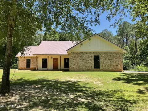 2576 Attala Rd 2227, Ethel, MS 39067