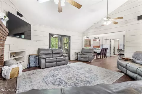 1144 Jessie Smith Rd, Lucedale, MS 39452 photo 9