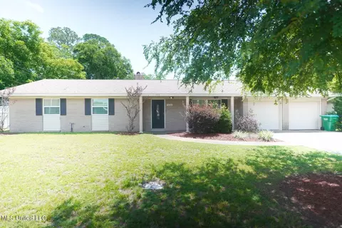 506 Loposser Ave, Gulfport, MS 39507