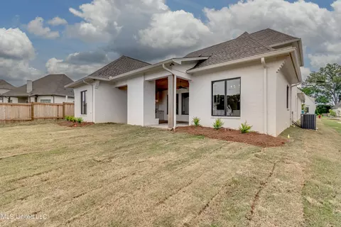 Exterior - 425 Whittington Cir, Madison, MS 39110 photo 6 of 6