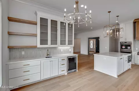 Kitchen - 425 Whittington Cir, Madison, MS 39110 photo 3 of 3