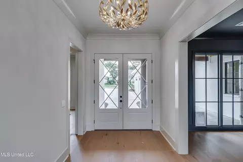 Entry Way - 425 Whittington Cir, Madison, MS 39110 photo 1 of 2