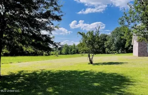 Exterior - 3617 Kennebrew Rd, Jackson, MS 39209 photo 2 of 4