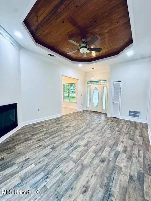 Living - 3617 Kennebrew Rd, Jackson, MS 39209 photo 1 of 3