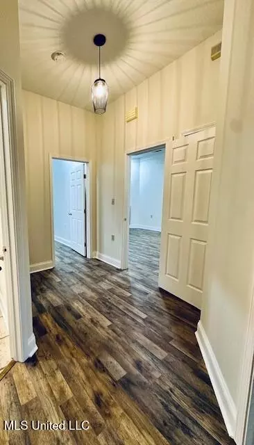 Entry Way - 3617 Kennebrew Rd, Jackson, MS 39209 photo 3 of 3