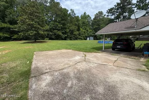 Exterior - 19 Timber Ridge Rd, Wiggins, MS 39577 photo 1 of 2