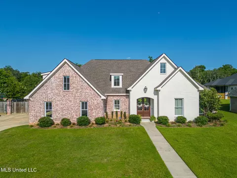 368 Goose Pointe Blvd, Biloxi, MS 39531