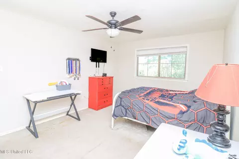 Bedroom - 136 Westlake Dr, Brandon, MS 39047 photo 18 of 20