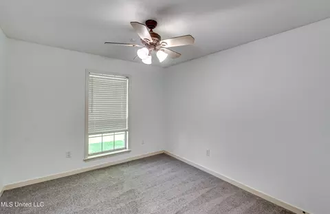 Bedroom - 154 Chestnut Dr, Brandon, MS 39047 photo 1 of 12