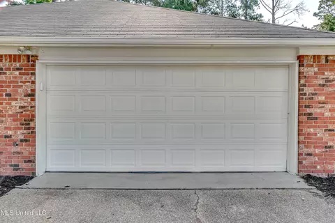 Other - 154 Chestnut Dr, Brandon, MS 39047 photo 4 of 15