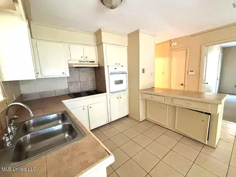 Kitchen - 2698 Key St, Jackson, MS 39212 photo 1 of 2