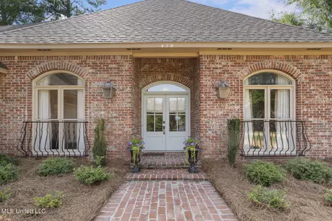 Exterior - 420 Ashbourn Ct, Madison, MS 39110 photo 9 of 12