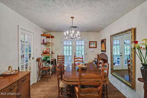 Dining - 727 Laney Dr, Clinton, MS 39056 photo 1 of 3