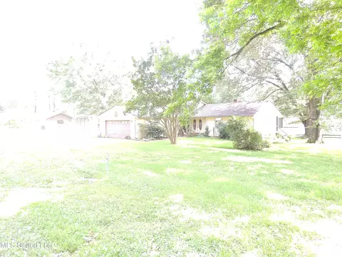 Exterior - 8671 Bob White Dr, Hernando, MS 38632 photo 11 of 18