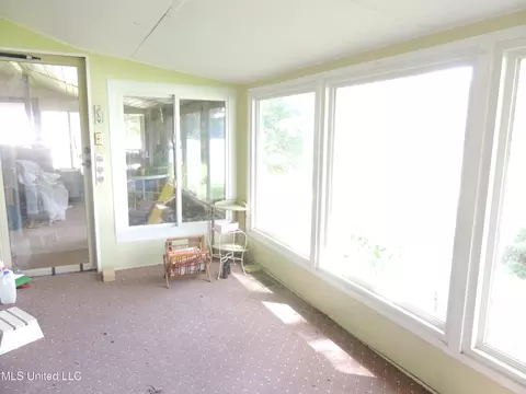 Exterior - 8671 Bob White Dr, Hernando, MS 38632 photo 2 of 18