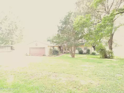 Exterior - 8671 Bob White Dr, Hernando, MS 38632 photo 10 of 18