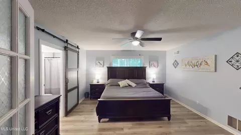 Bedroom - 3902 S Windermere Dr, Nesbit, MS 38651 photo 1 of 4