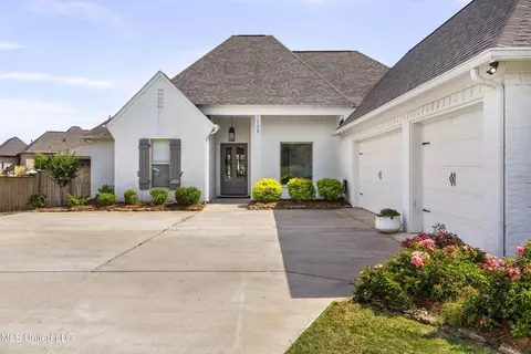 Exterior - 108 Camden Trl, Madison, MS 39110 photo 2 of 12
