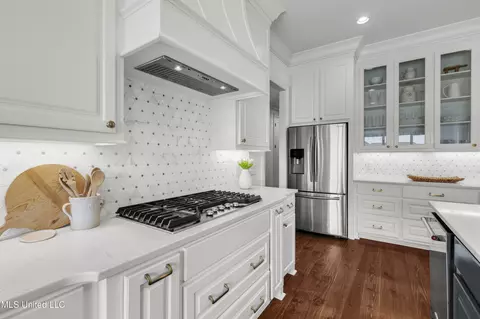 Kitchen - 108 Camden Trl, Madison, MS 39110 photo 2 of 4