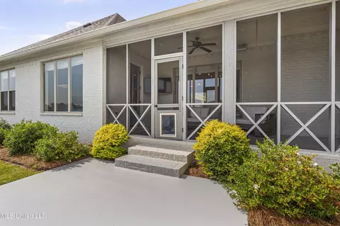 Exterior - 108 Camden Trl, Madison, MS 39110 photo 8 of 12