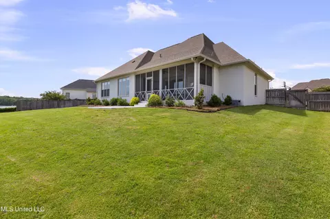 Exterior - 108 Camden Trl, Madison, MS 39110 photo 10 of 12
