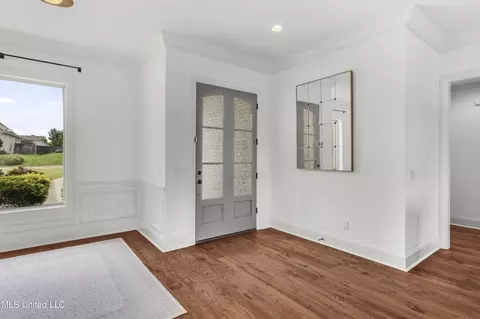 Entry Way - 108 Camden Trl, Madison, MS 39110 photo 1 of 4
