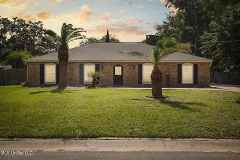 429 Linda Dr, Biloxi, MS 39531