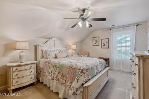 Bedroom - 6280 Spring Hill Dr, Olive Branch, MS 38654 photo 4 of 6