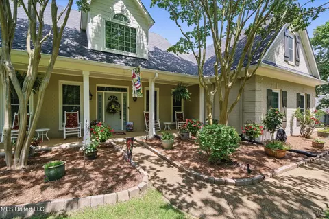 Other - 6280 Spring Hill Dr, Olive Branch, MS 38654 photo 2 of 7