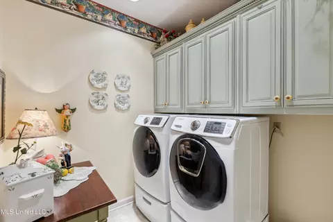 Other - 6280 Spring Hill Dr, Olive Branch, MS 38654 photo 4 of 7