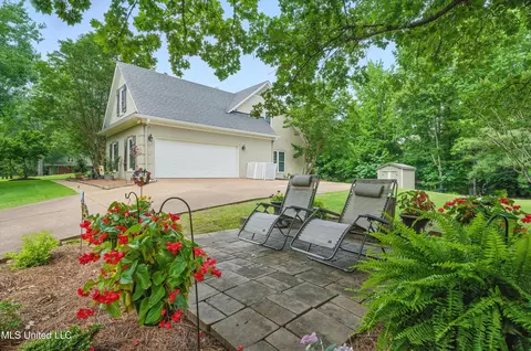 Exterior - 6280 Spring Hill Dr, Olive Branch, MS 38654 photo 4 of 4