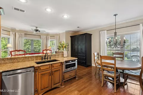 Kitchen - 6280 Spring Hill Dr, Olive Branch, MS 38654 photo 3 of 3